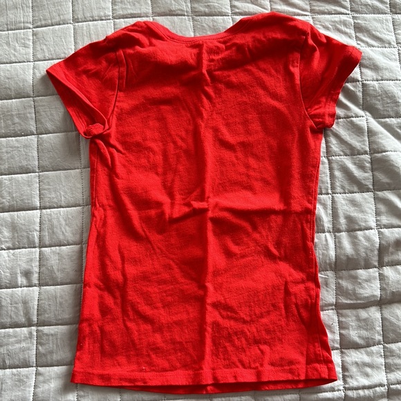 Red color t shirt with Paris logo - Picture 4 of 4